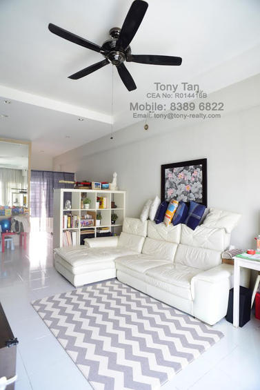 Anchorvale Road thumbnail photo